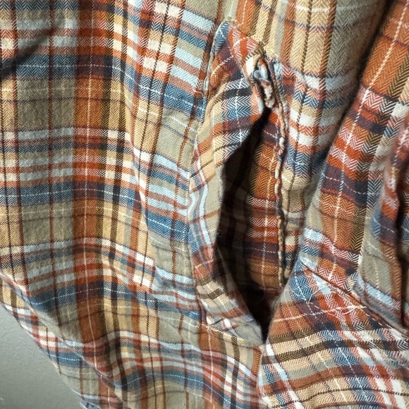 Rocawear Flannel Button Down - Picture 4 of 4